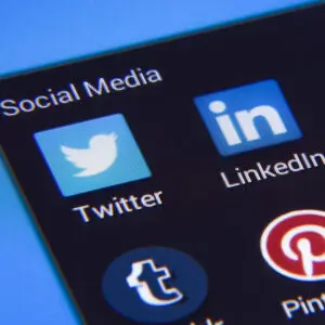 Social Media Apps on a smart phone