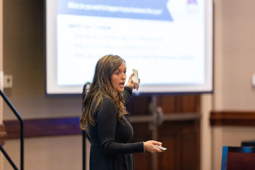 Angela Teaching a Workshop