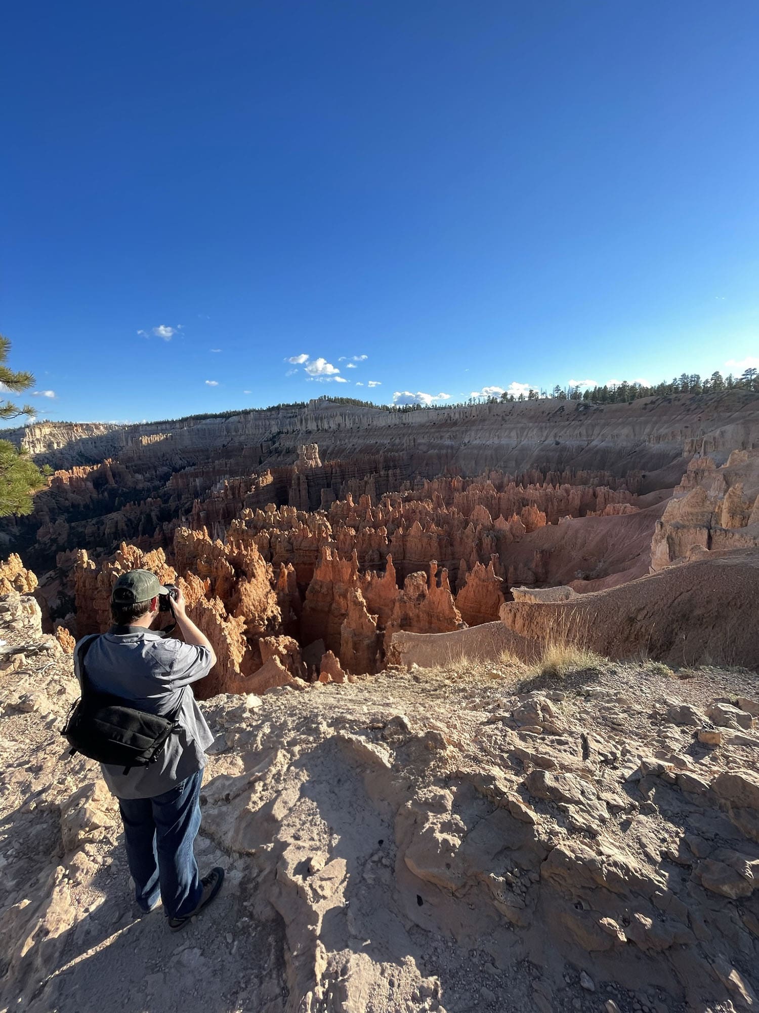 Andrew Bender taking photo at Bryce Canyon